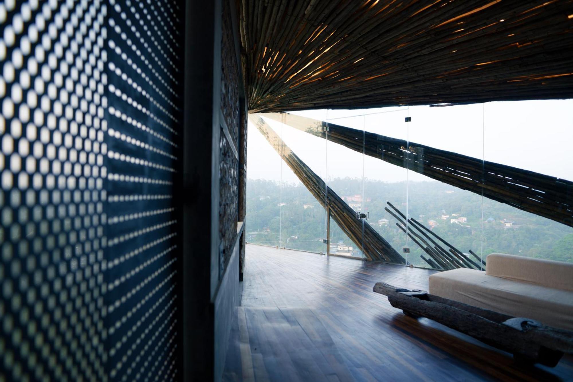 The Ledge By Bloobuck Villa Pīrmed Dış mekan fotoğraf